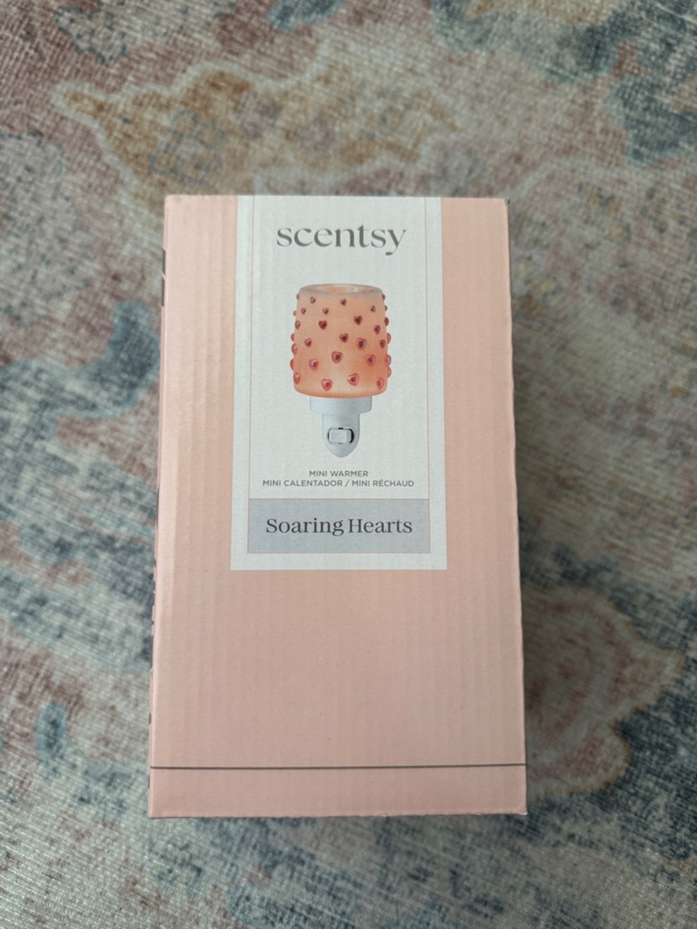 Scentsy Soaring Hearts Mini Warmer - Light Pink